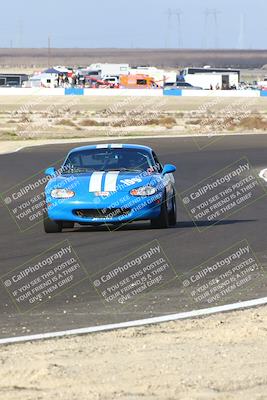 media/Jan-25-2025-CalClub SCCA (Sat) [[03c98a249e]]/Race 4/